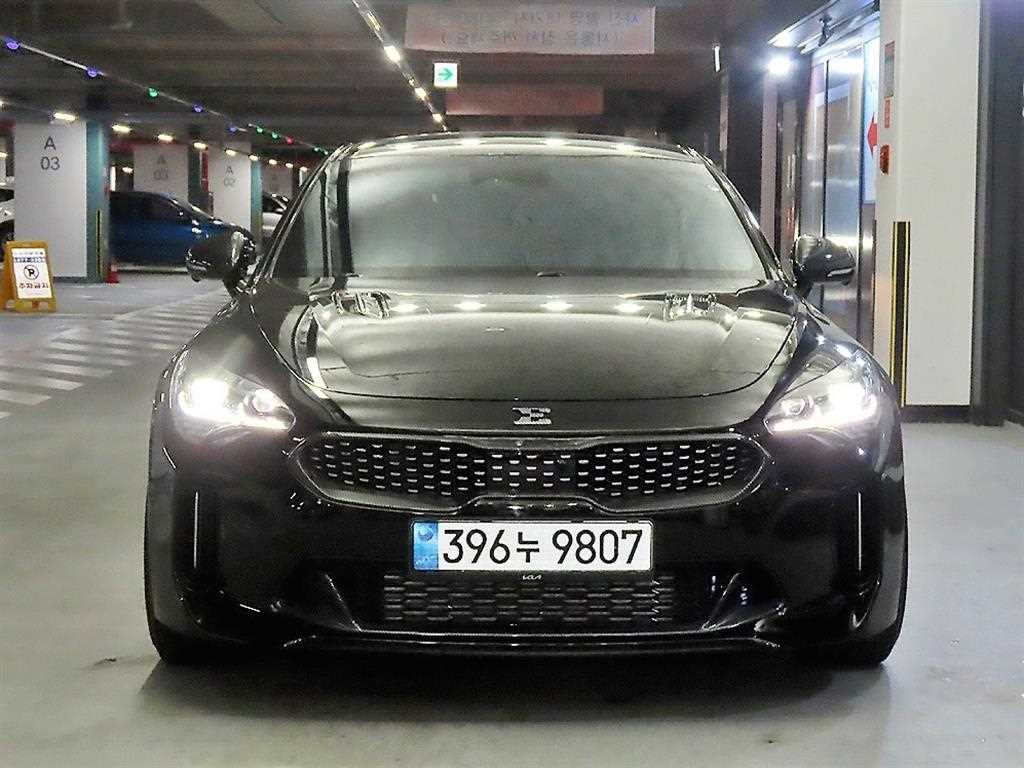 기아] 스팅어 마이스터 Awd 3.3 Gt 아크로 에디션