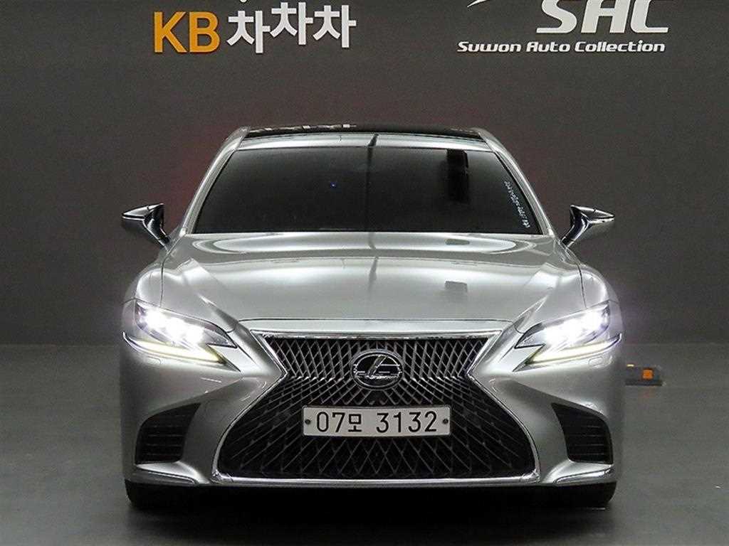 렉서스] Ls500 3.5 플래티넘 Awd