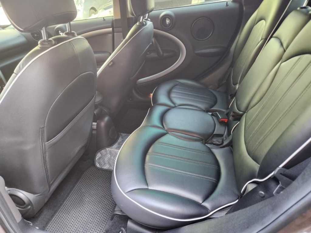 Mini Countryman - Vista 7