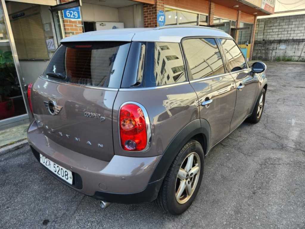 Mini Countryman - Vista 5