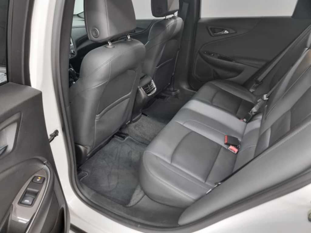 Chevrolet Malibu - Vista 7