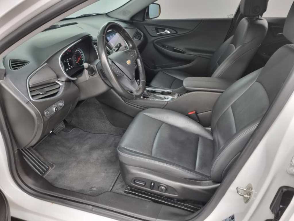 Chevrolet Malibu - Vista 6