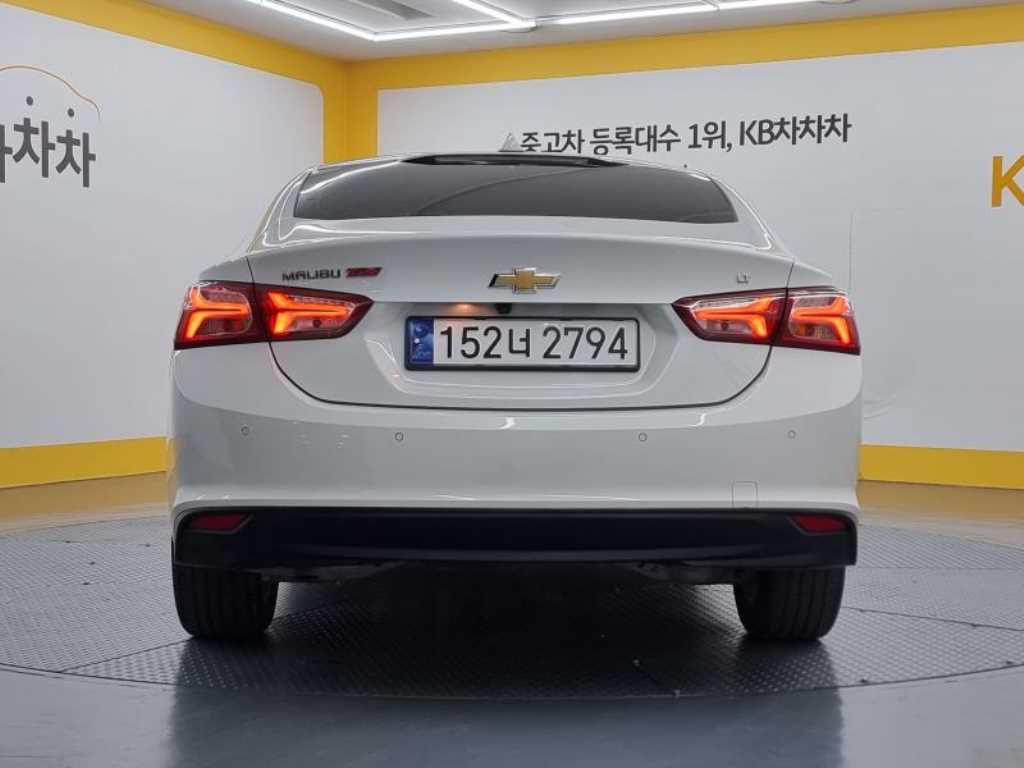 Chevrolet Malibu - Vista 4