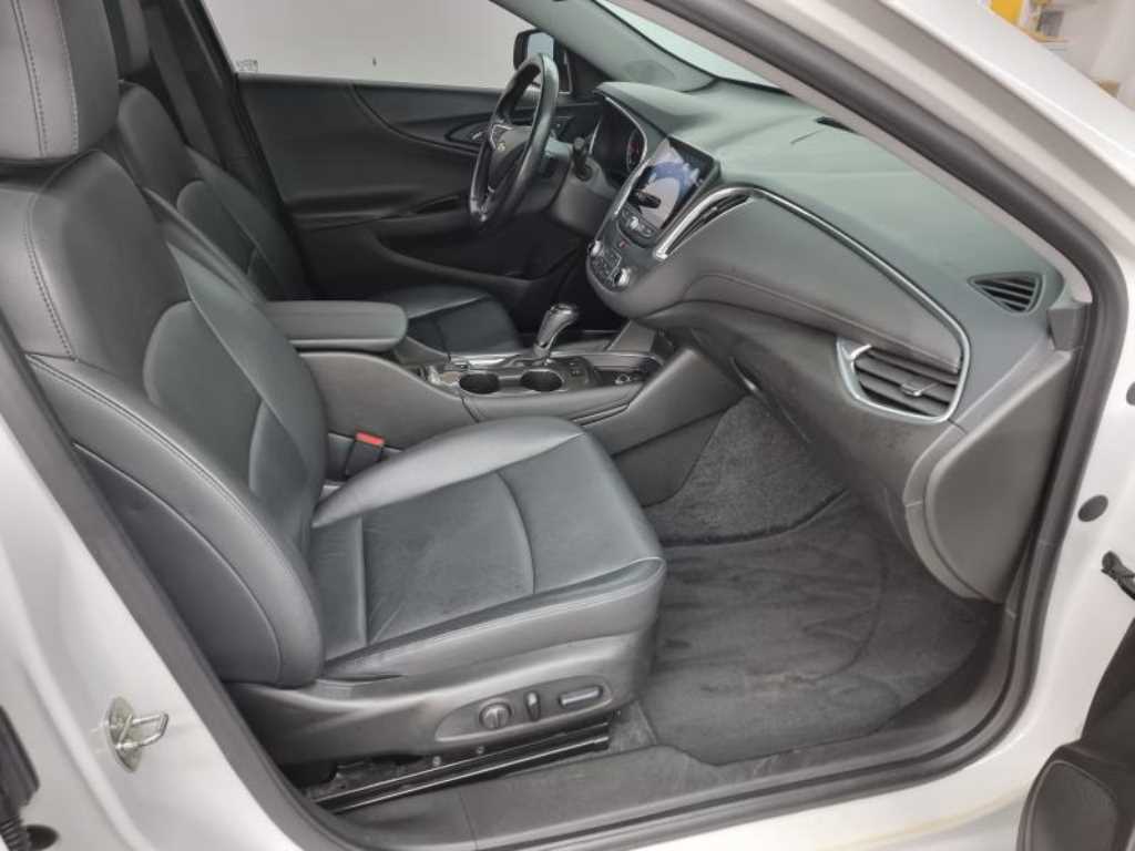 Chevrolet Malibu - Vista 8