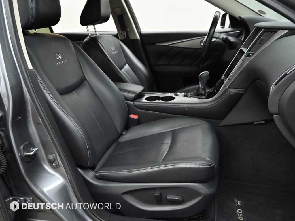 Infiniti Q - Vista 10