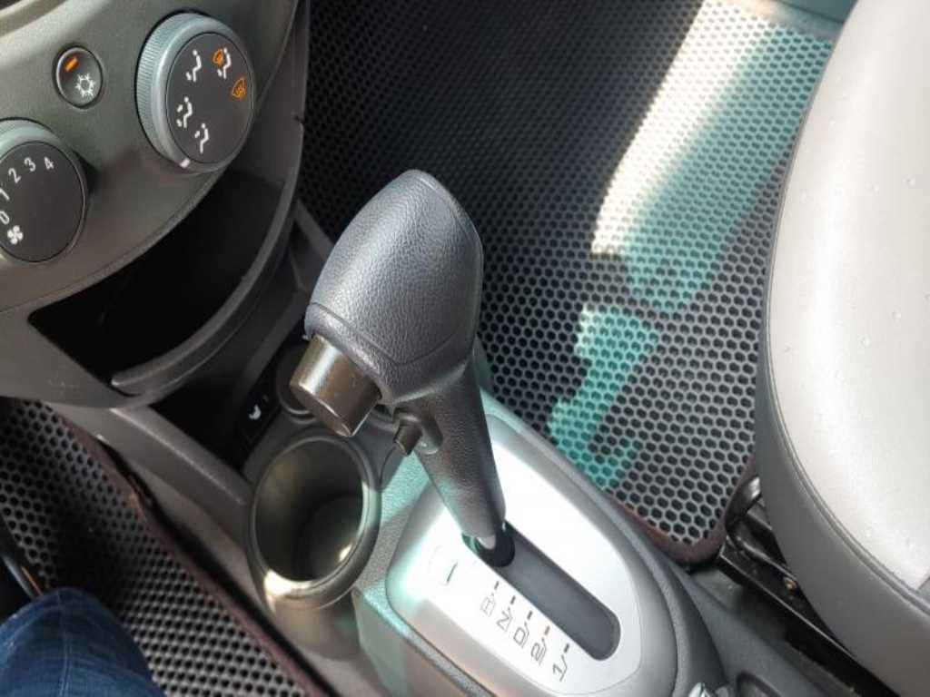 Chevrolet Spark 2012 Café - Importación desde Corea - HF Imports Iquique - Foto 19