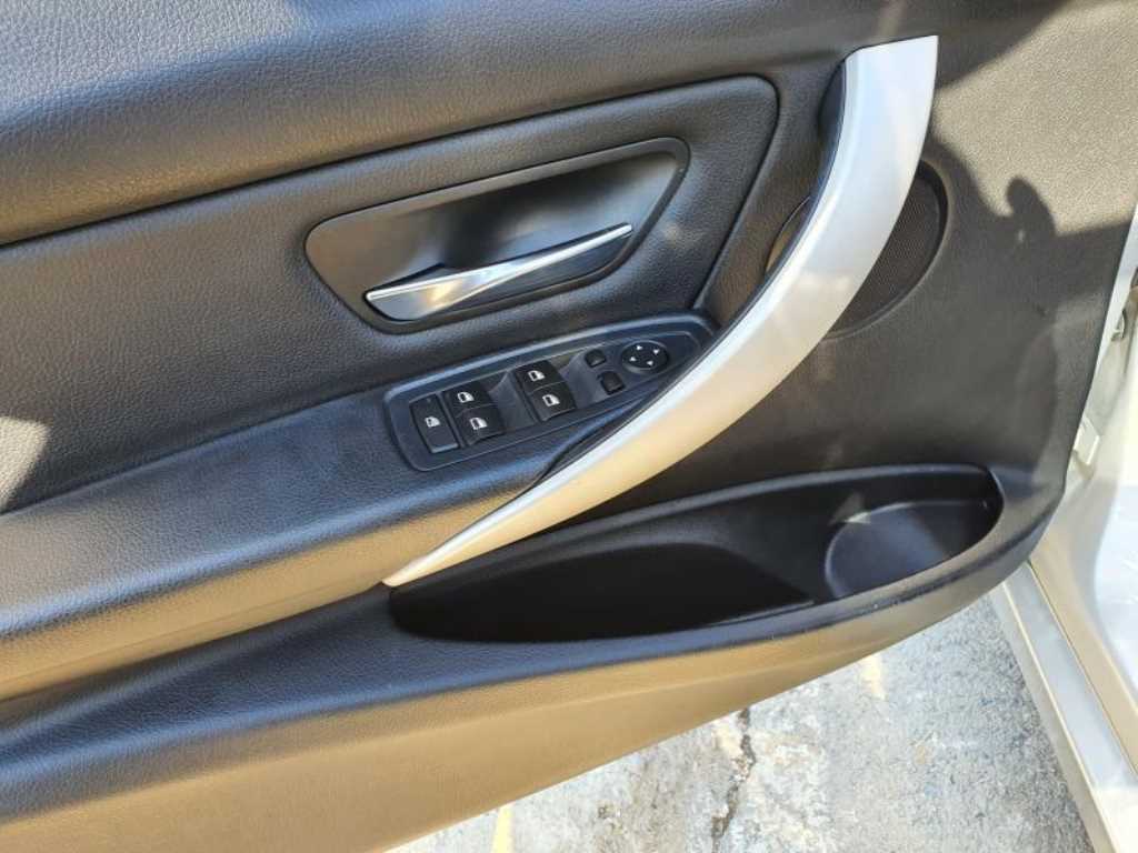 BMW 3 series 2015 Plateado - Importación desde Corea - HF Imports Iquique - Foto 20