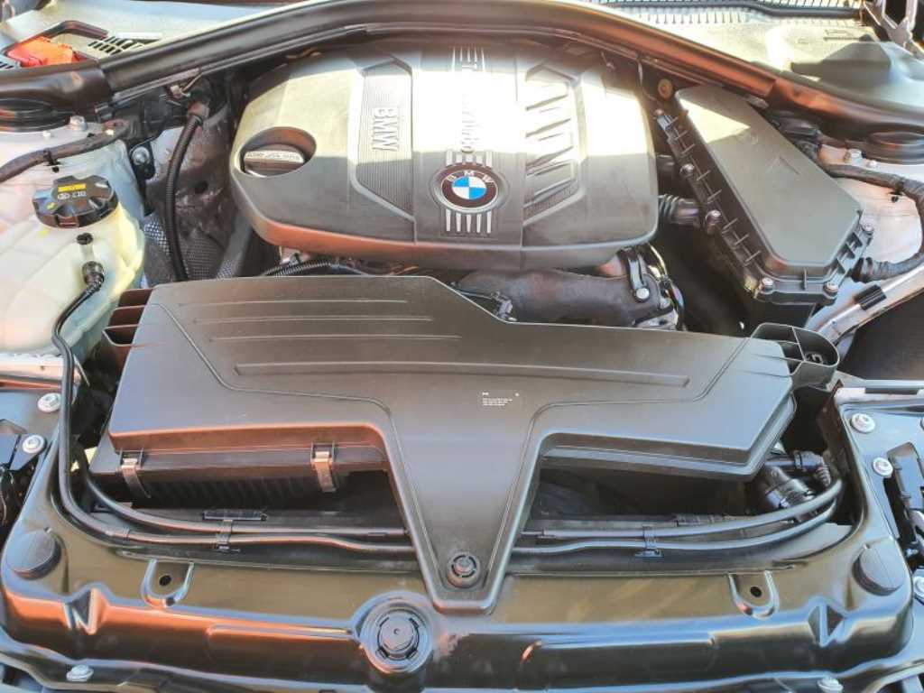 BMW 3 series 2015 Plateado - Importación desde Corea - HF Imports Iquique - Foto 17