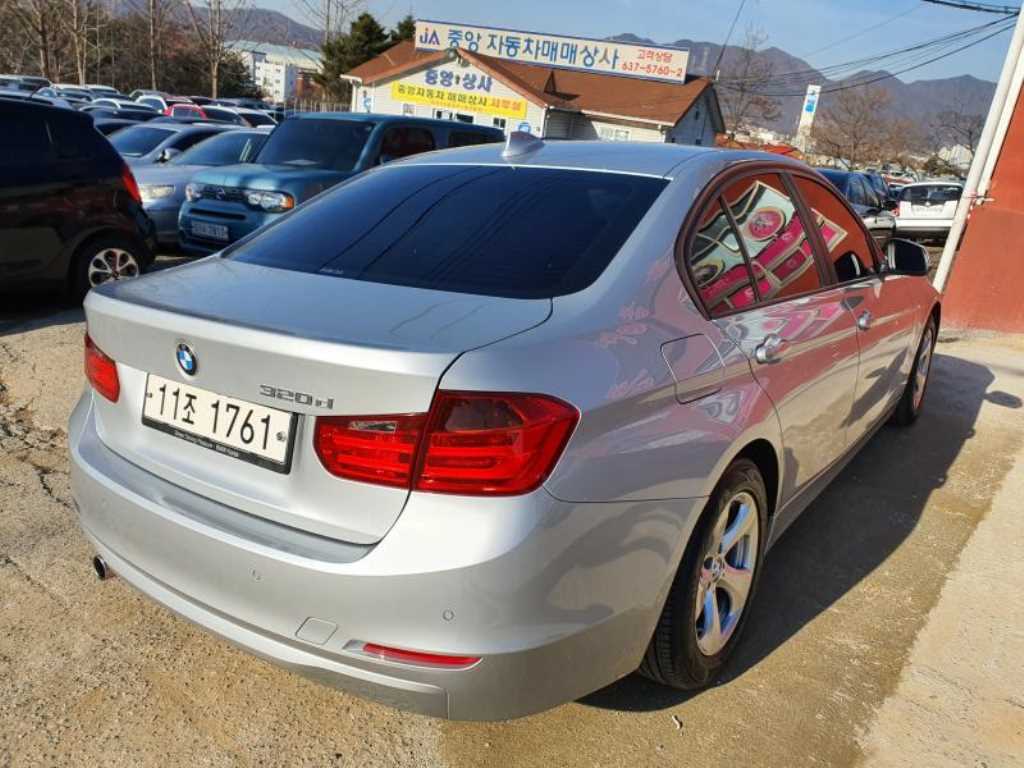 BMW 3 series - Vista 5