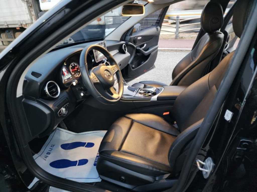 Mercedes Benz C Class - Vista 12