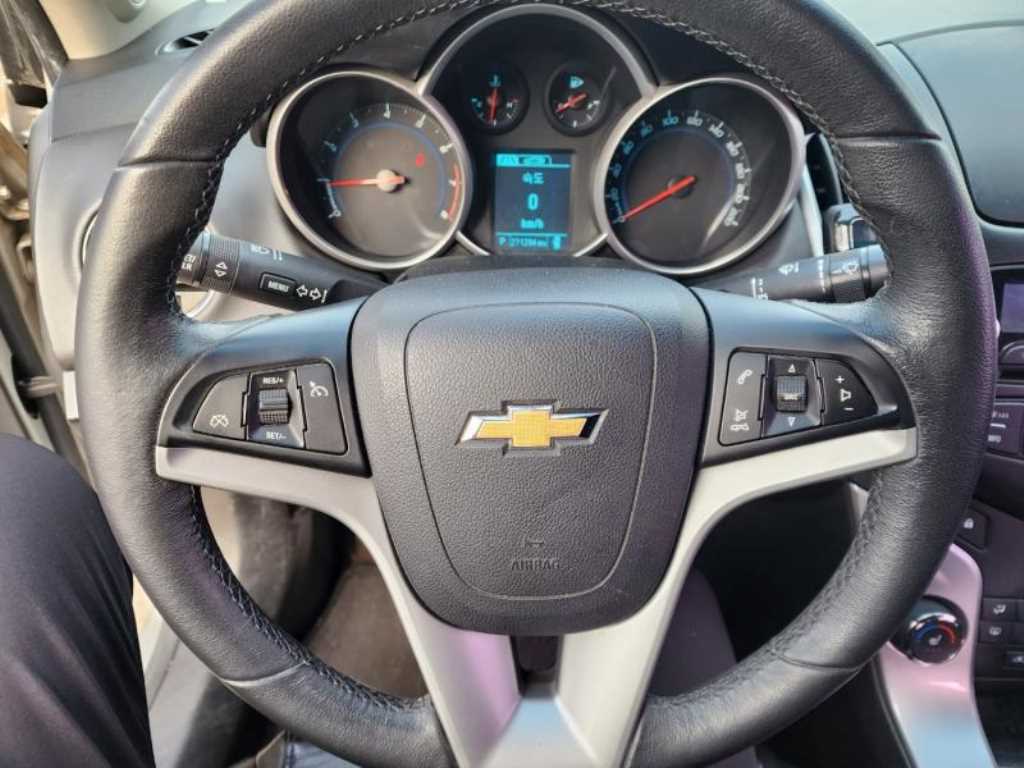 Chevrolet Cruise - Vista 12