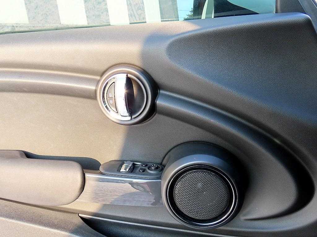 Mini Cooper - Vista 11