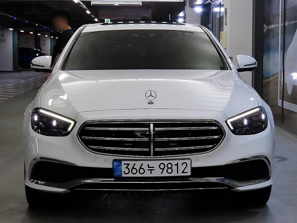 벤츠] E클래스 W213 E300E 4Matic 익스클루시브