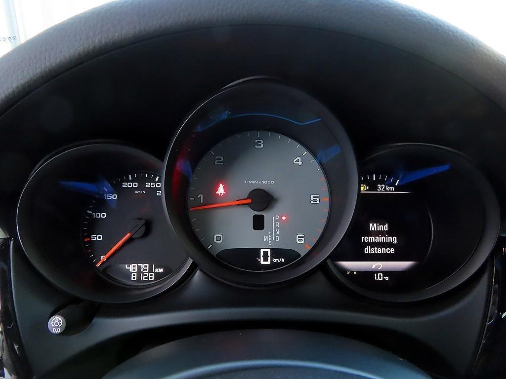 Porsche Macan - Vista 8