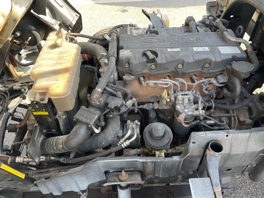 medium and large cargo truck 2011 Blanco - Importación desde Corea - HF Imports Iquique - Foto 15