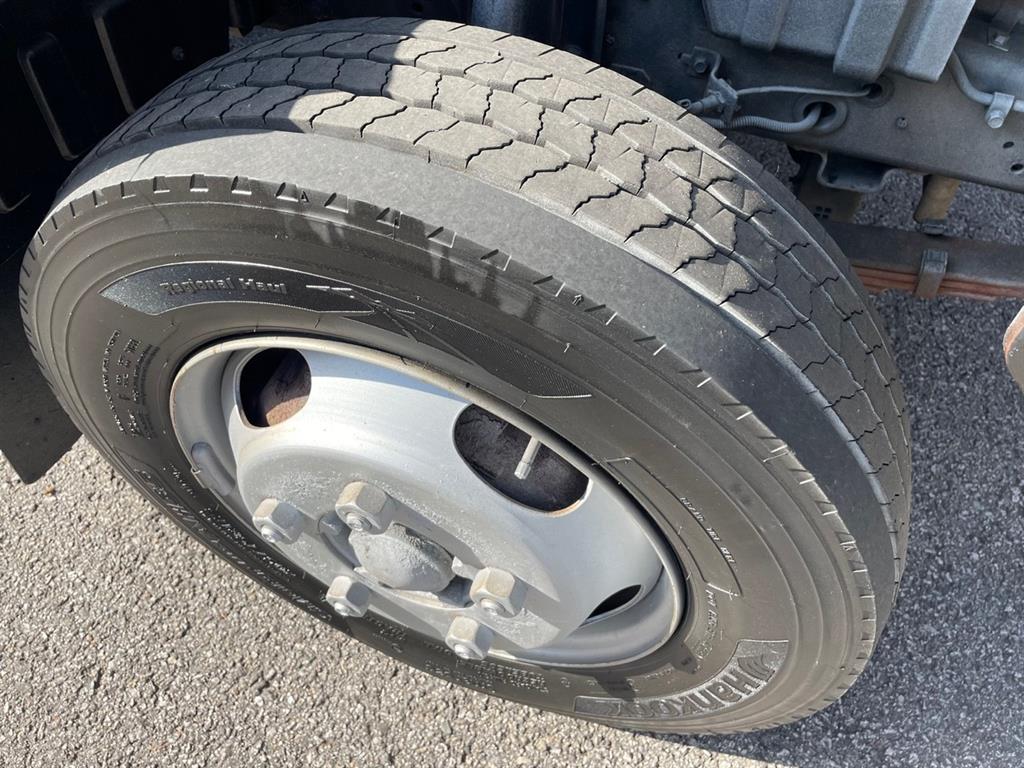 medium and large cargo truck 2011 Blanco - Importación desde Corea - HF Imports Iquique - Foto 17