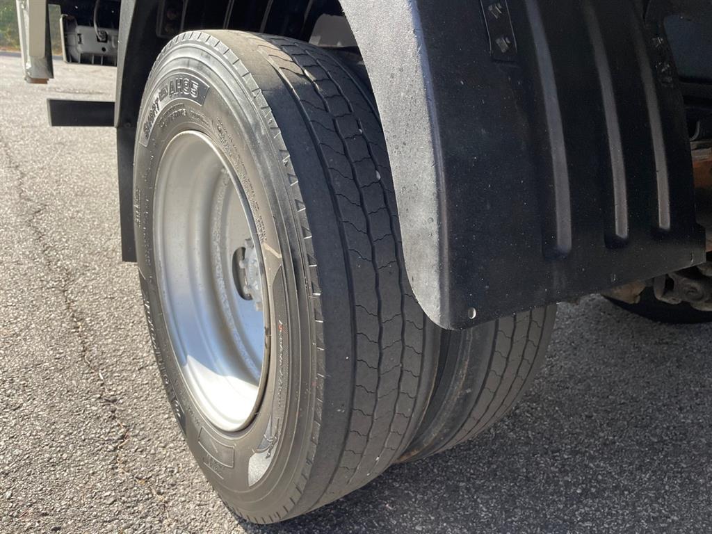 medium and large cargo truck 2011 Blanco - Importación desde Corea - HF Imports Iquique - Foto 18