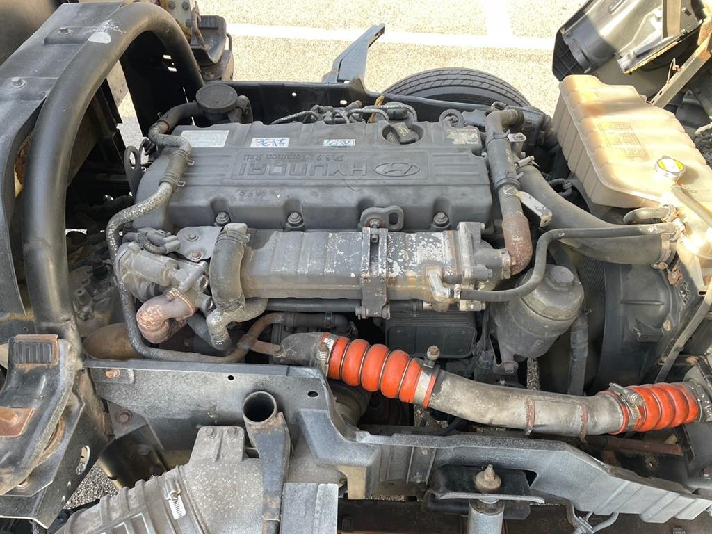 medium and large cargo truck 2011 Blanco - Importación desde Corea - HF Imports Iquique - Foto 14