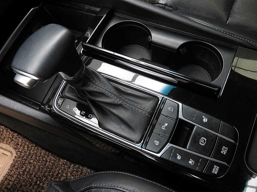 KIA K7 2017 Negro - Importación desde Corea - HF Imports Iquique - Foto 13