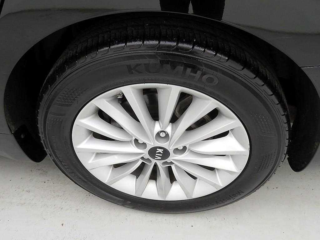 KIA K7 2017 Negro - Importación desde Corea - HF Imports Iquique - Foto 19