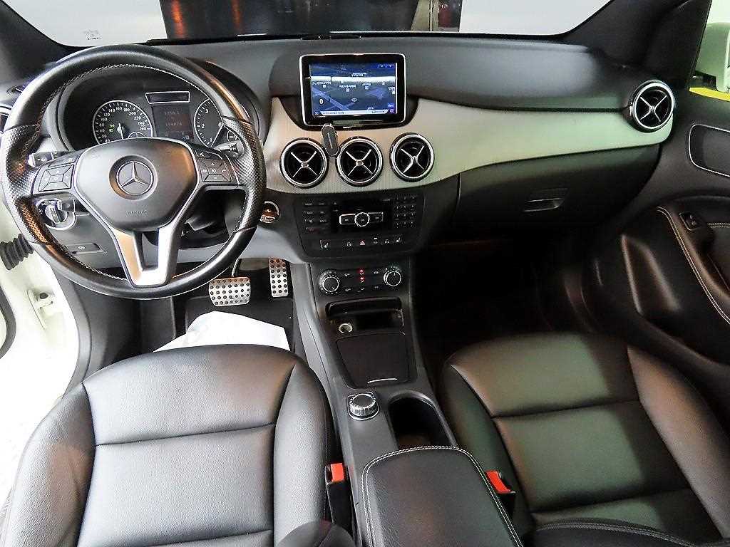 Mercedes Benz B Class (MY B) - Vista 7