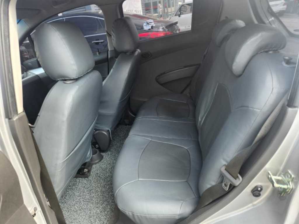 Chevrolet Spark - Vista 8