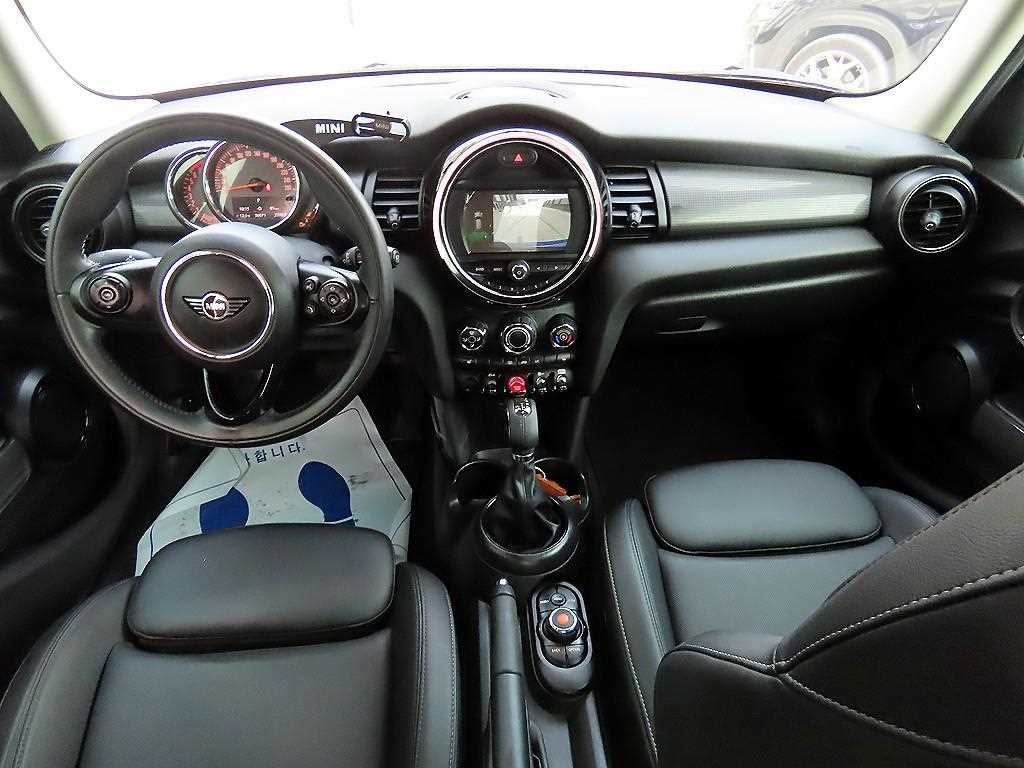 Mini Cooper - Vista 9