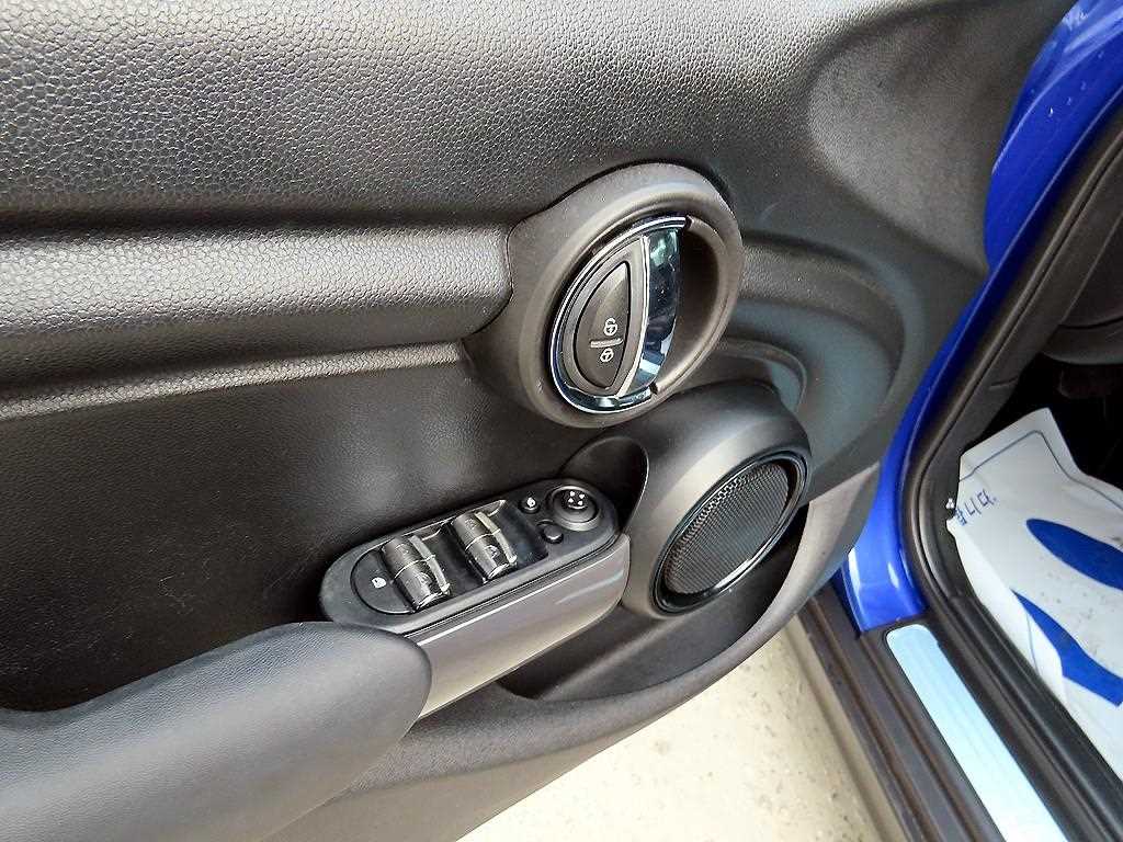 Mini Cooper - Vista 12