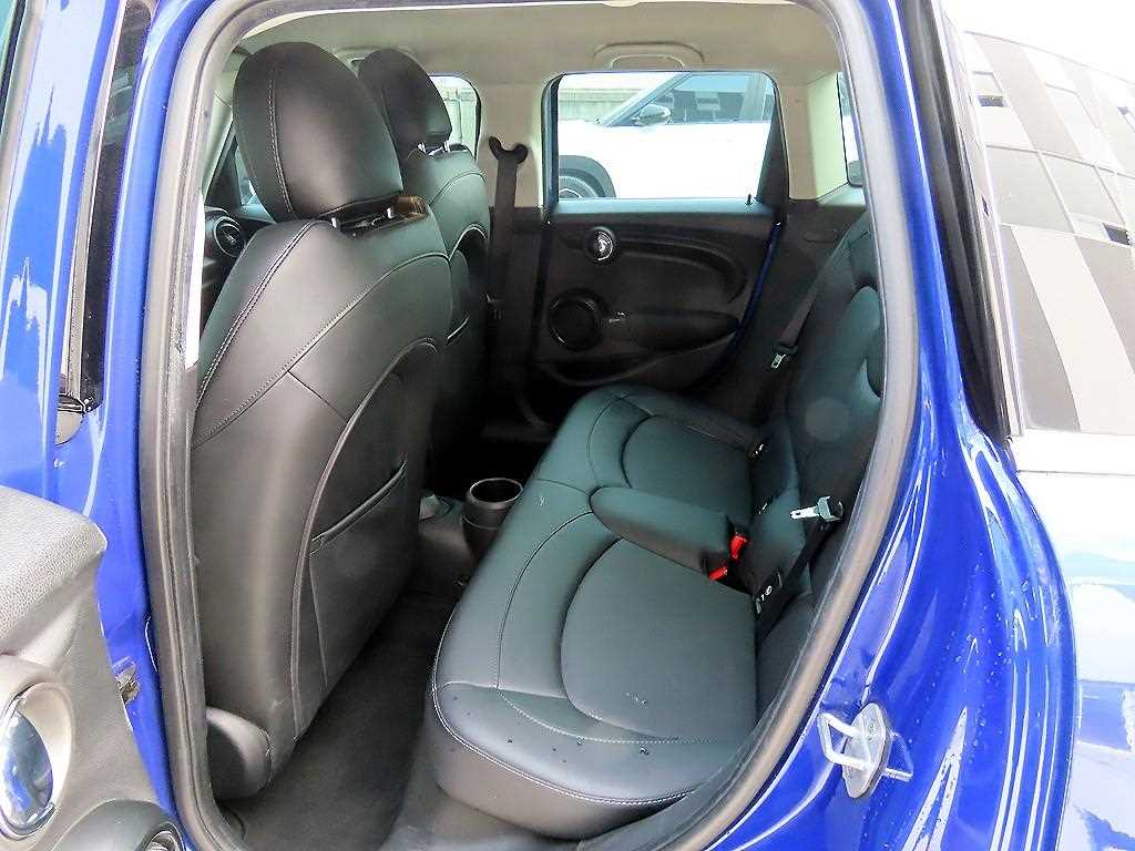 Mini Cooper - Vista 6