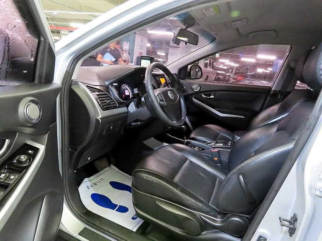 Ssangyong Korando - Vista 6