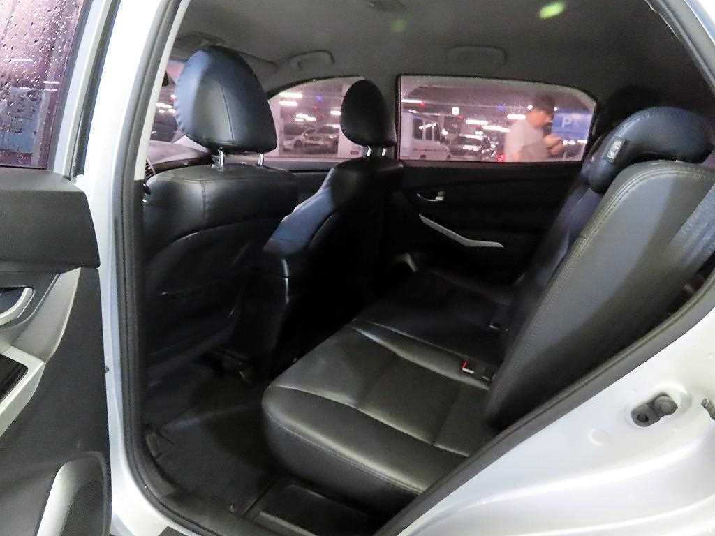 Ssangyong Korando - Vista 7