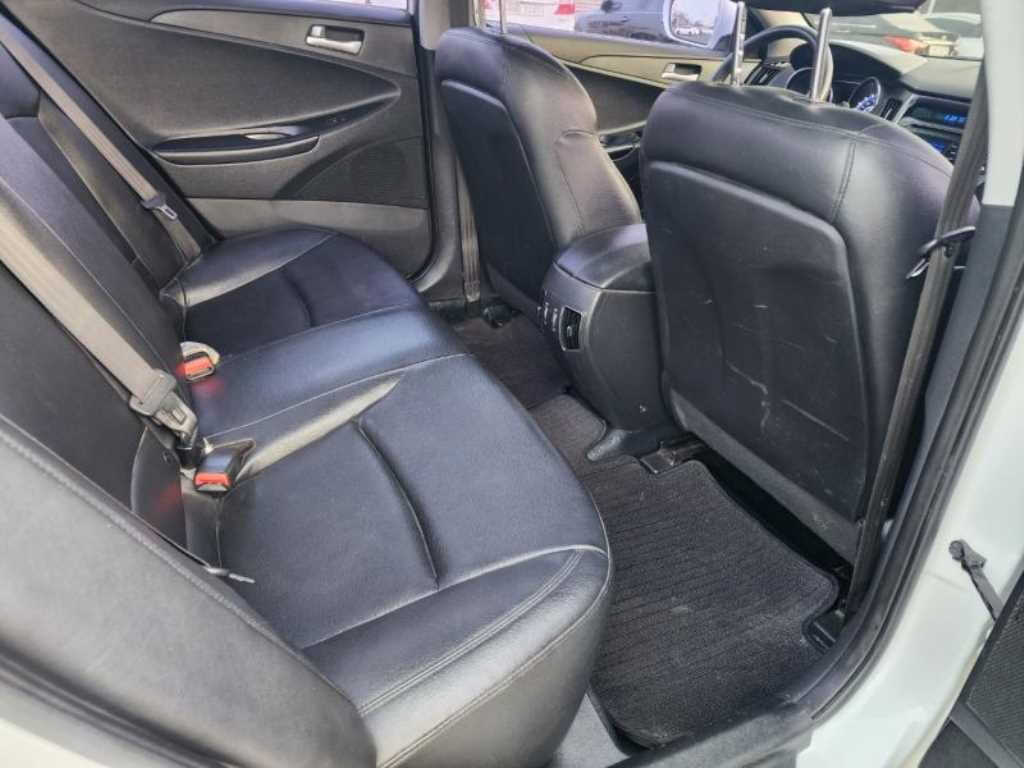 HYUNDAI Sonata 2013 Blanco - Importación desde Corea - HF Imports Iquique - Foto 19