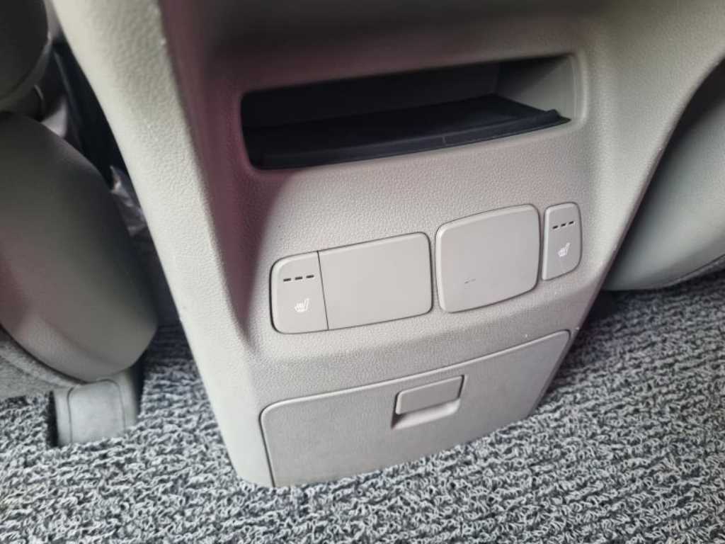 KIA Carnival 2016 Gris - Importación desde Corea - HF Imports Iquique - Foto 18