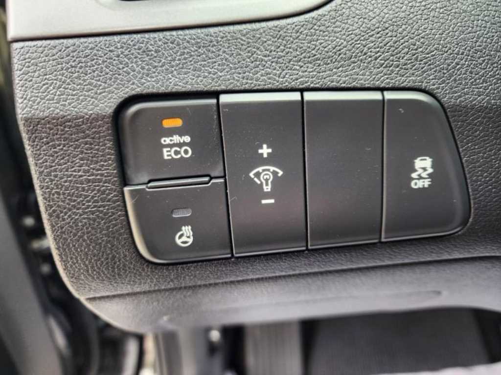 HYUNDAI Avante 2015 Negro - Importación desde Corea - HF Imports Iquique - Foto 16