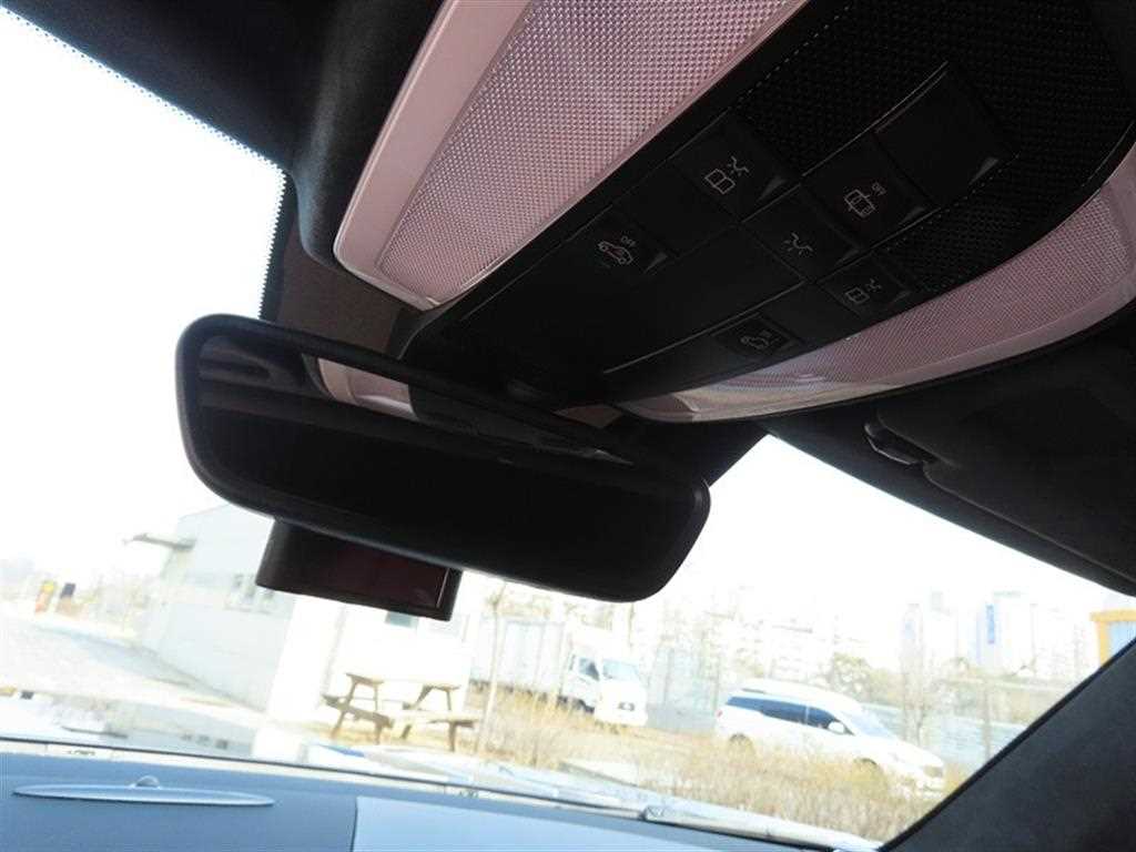 Mercedes Benz SLS AMG 2012 Negro - Importación desde Corea - HF Imports Iquique - Foto 15