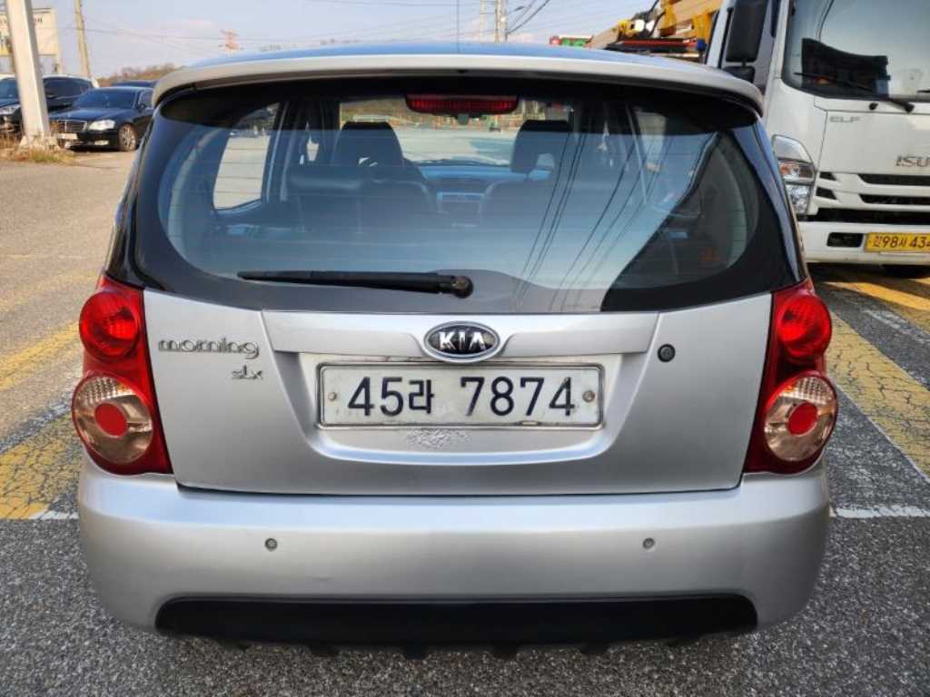 KIA Morning - Vista 5