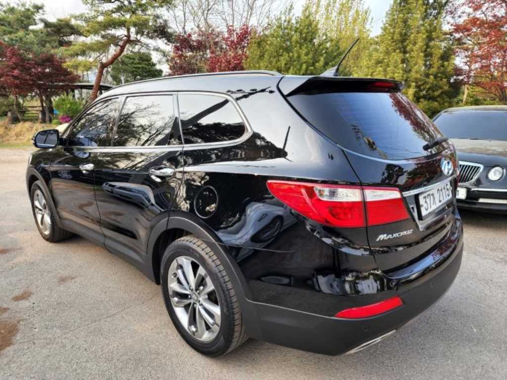 HYUNDAI Maxcruz - Vista 6