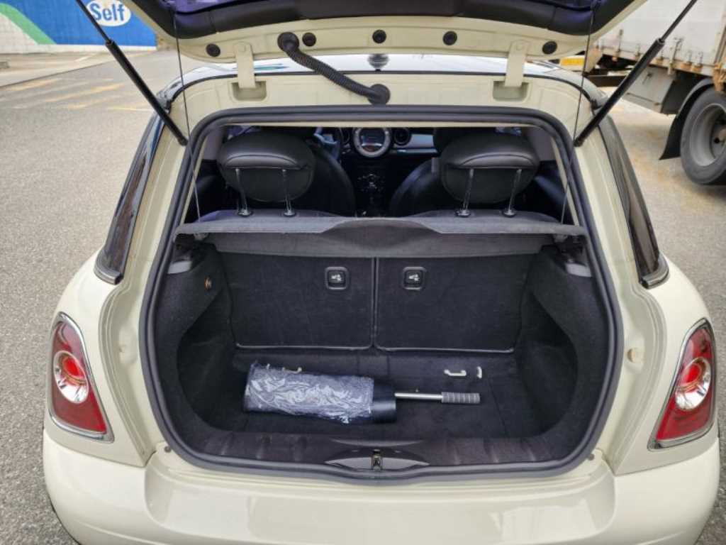 Mini Cooper - Vista 11