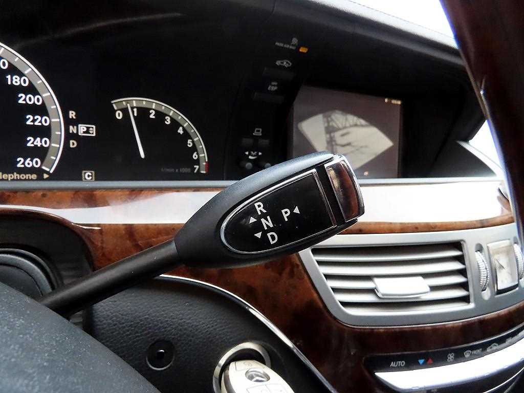 Mercedes Benz S Class - Vista 10