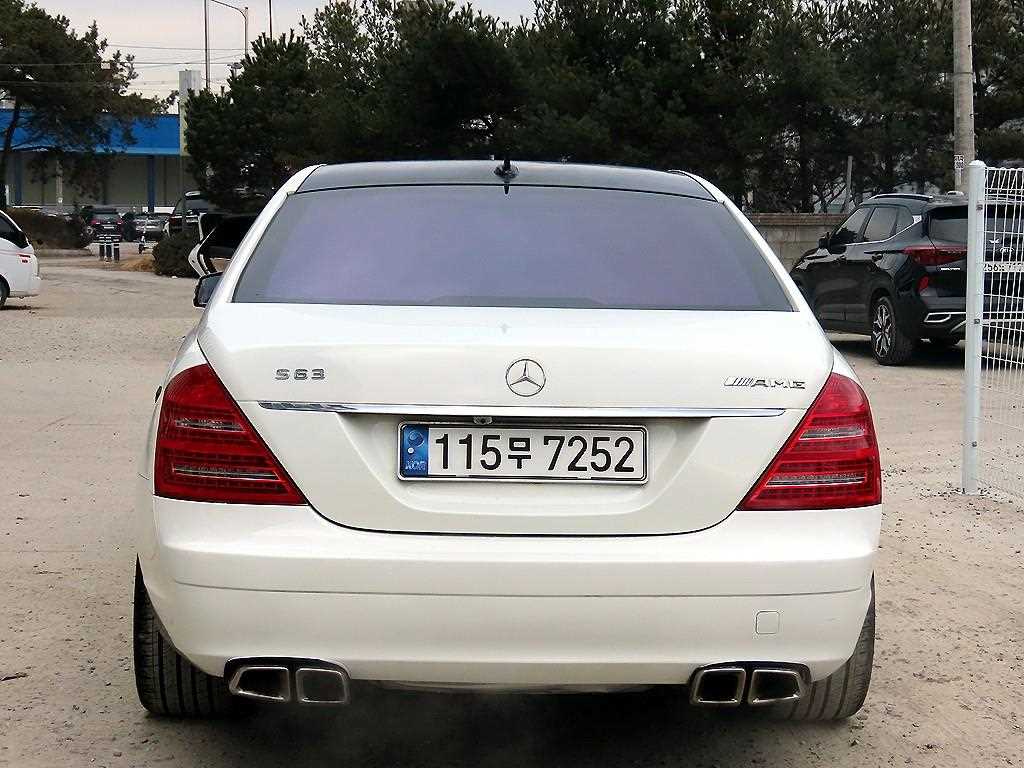 Mercedes Benz S Class - Vista 4