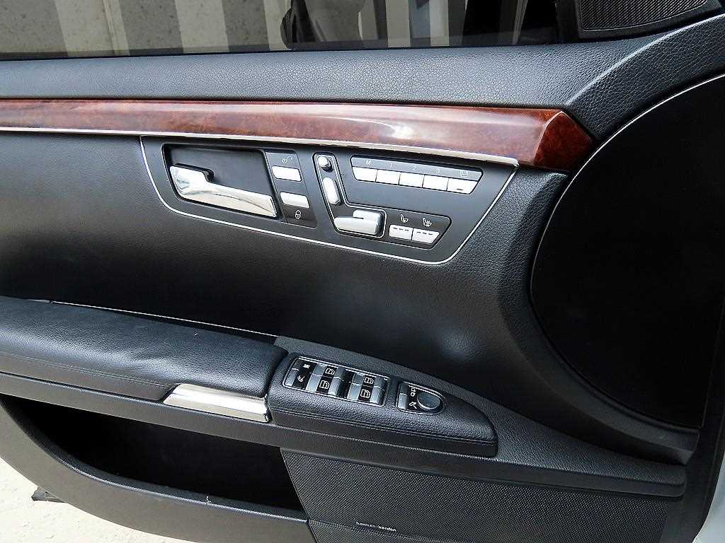 Mercedes Benz S Class - Vista 11