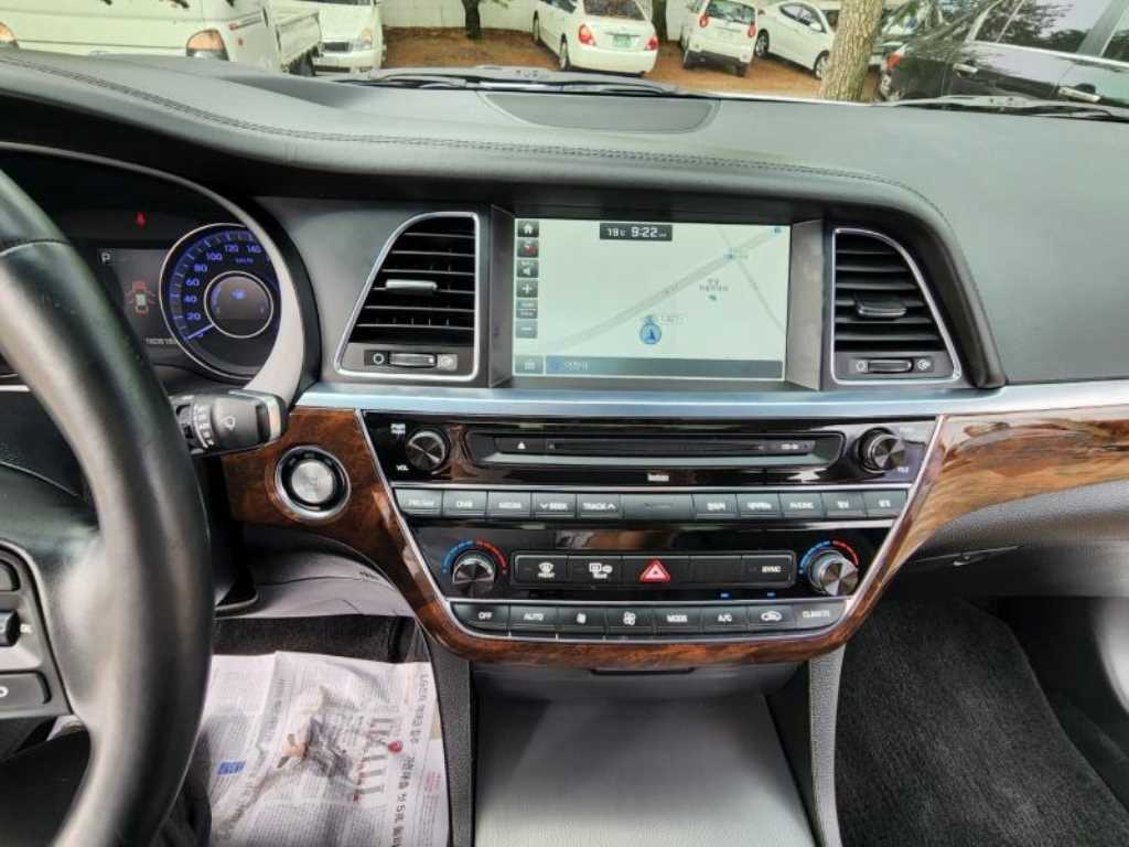 HYUNDAI Aslan 2015 Plateado - Importación desde Corea - HF Imports Iquique - Foto 13