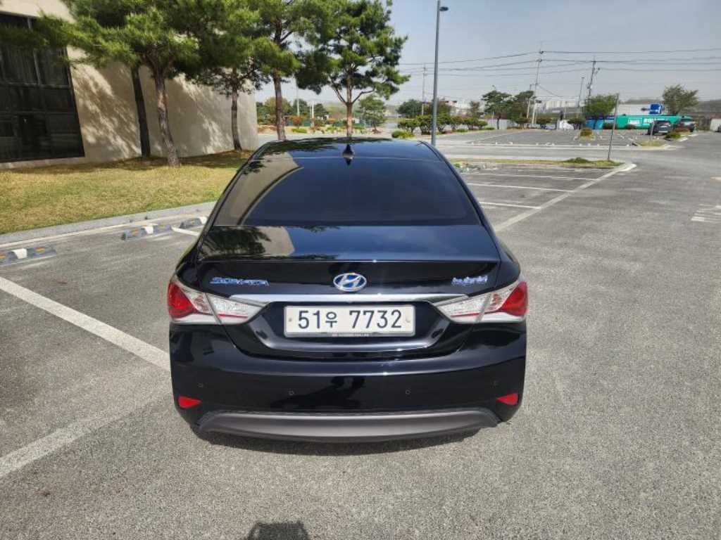 HYUNDAI Sonata - Vista 6