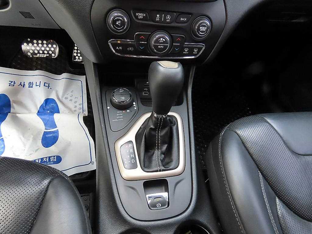 Jeep Cherokee - Vista 10