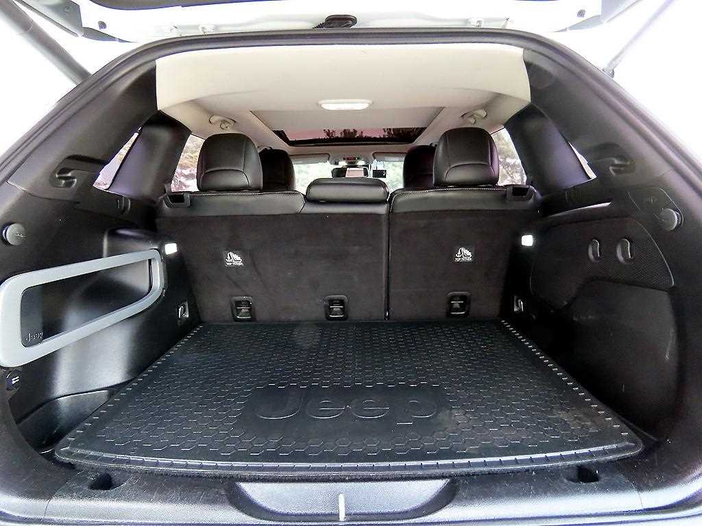 Jeep Cherokee 2015 Blanco - Importación desde Corea - HF Imports Iquique - Foto 17