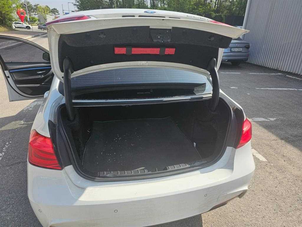 BMW 3 series 2017 Blanco - Importación desde Corea - HF Imports Iquique - Foto 14