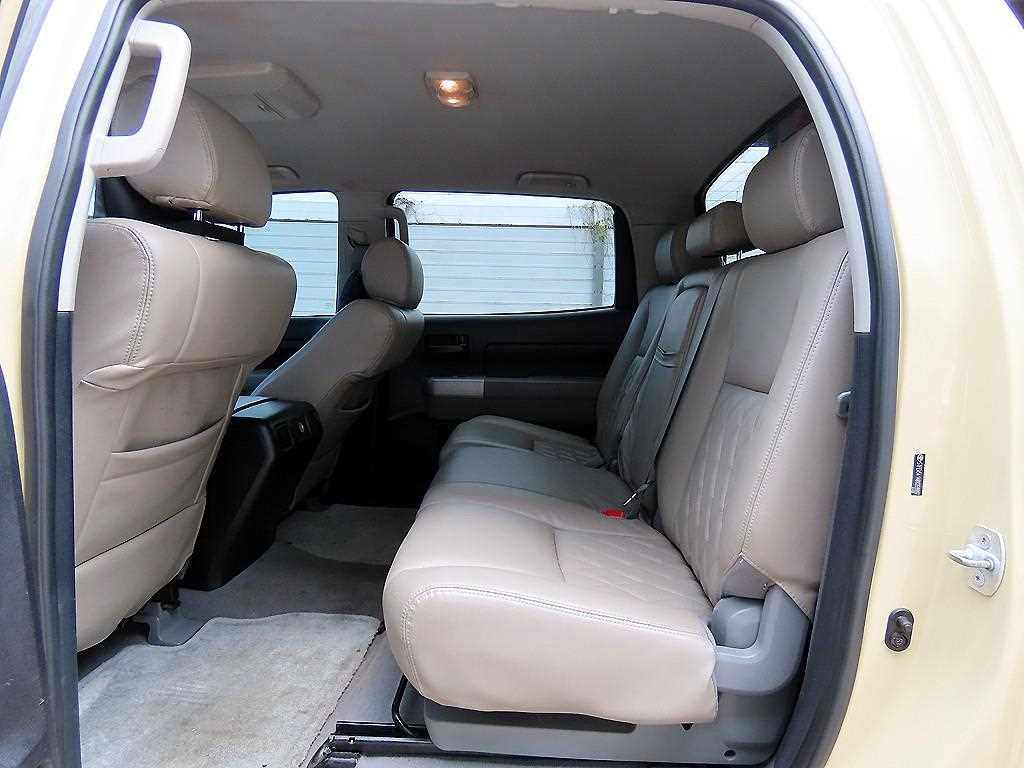 Toyota Tundra - Vista 6