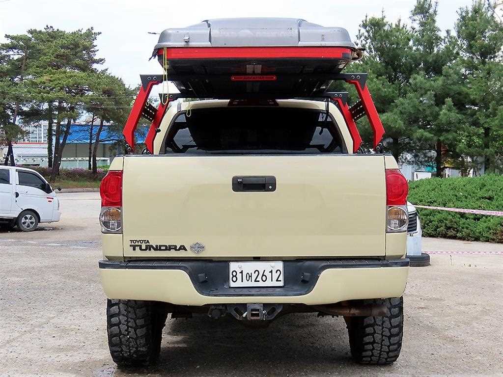 Toyota Tundra - Vista 4