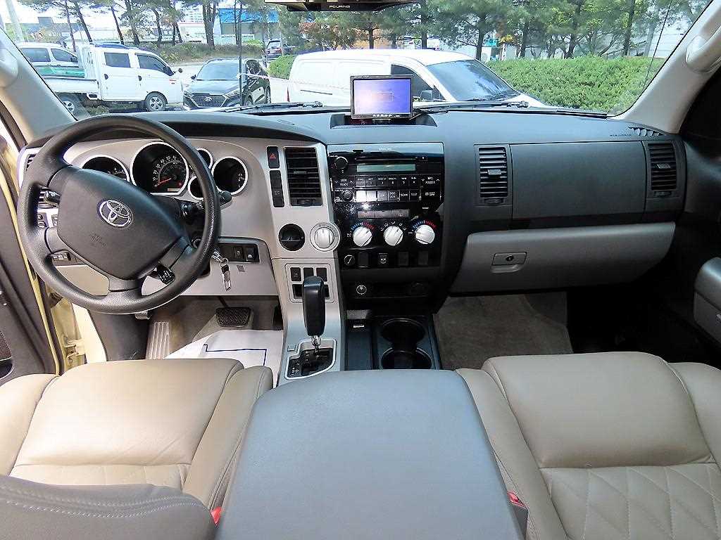 Toyota Tundra - Vista 7