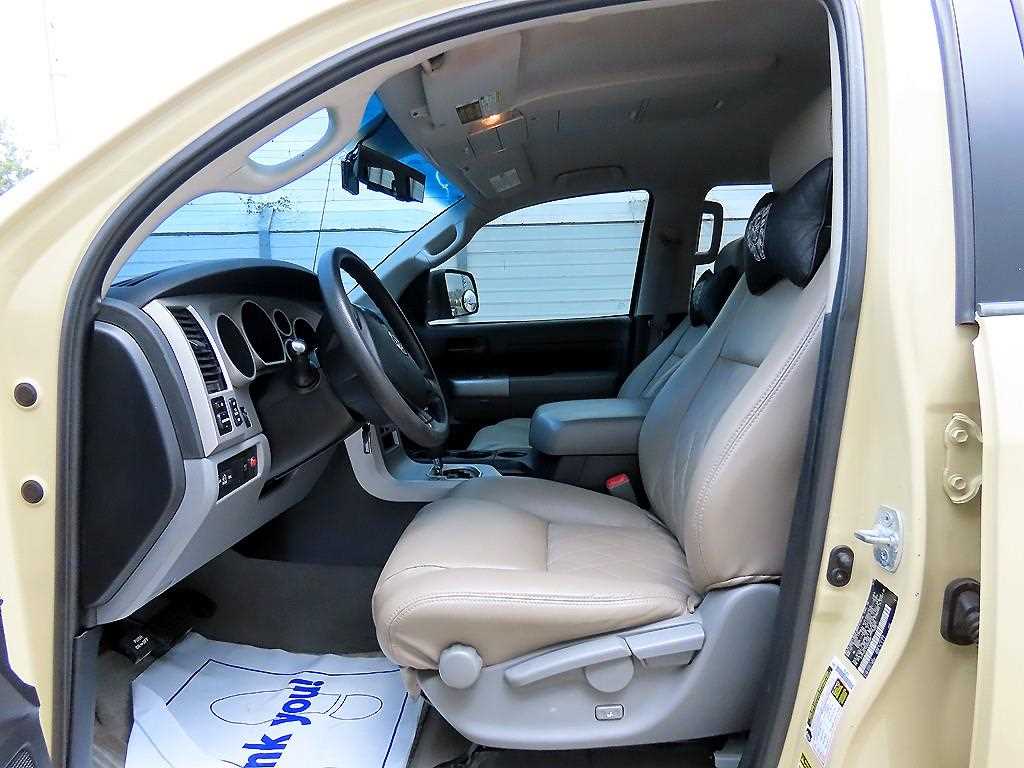 Toyota Tundra - Vista 5